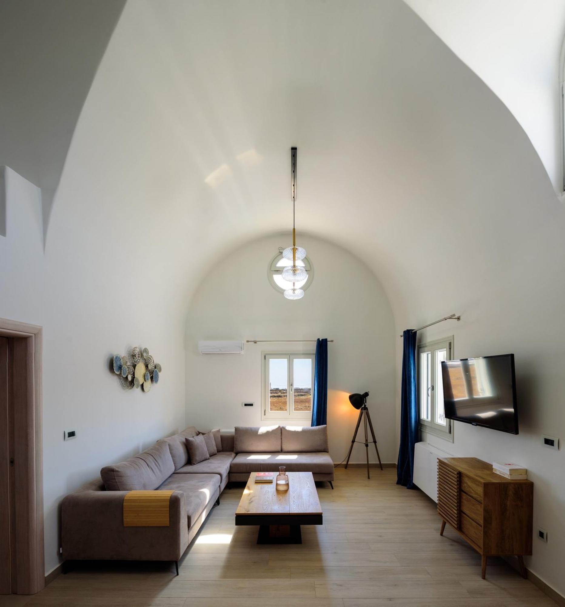 Villa Ak *